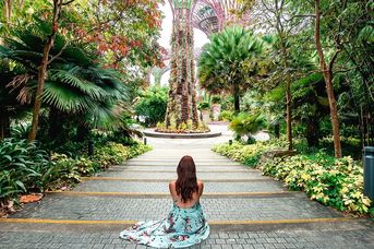 Niezwykłe Oblicza Azji: Malezja i Singapur