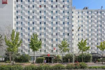 Ibis Paris Porte d' Orleans