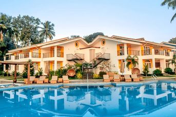 Acron Waterfront Resort