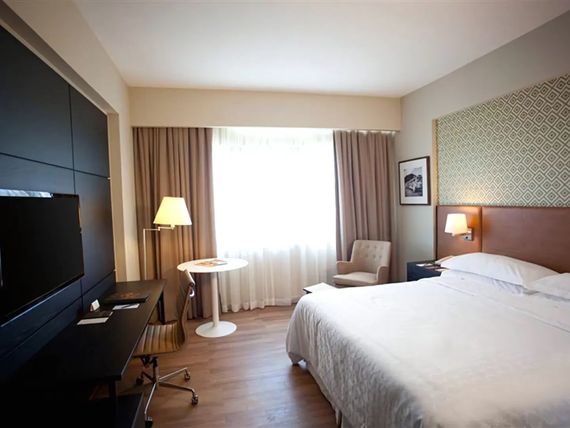 Mercure Salvador Pituba 4*