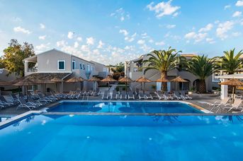 Amour Holiday Resort