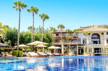 Columbia Beach Resort
