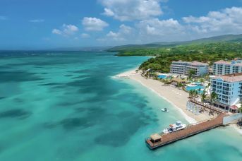 Sandals Dunn s River
