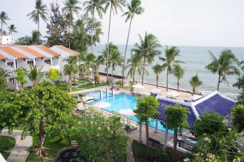 Dynasty Beach Resort