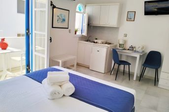 Nostos Studios and Apartments