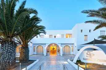 Santorini Palace