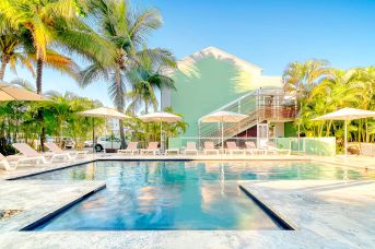 Tropic Residence Apartments