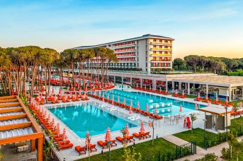 Trendy Perge Resort & Suites