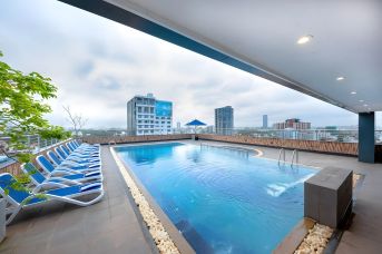 Pearl Grand by Rathna