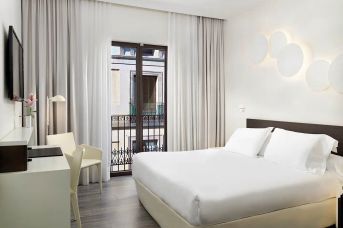 H10 Port Vell