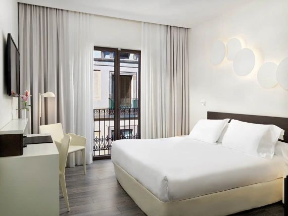 H10 Port Vell