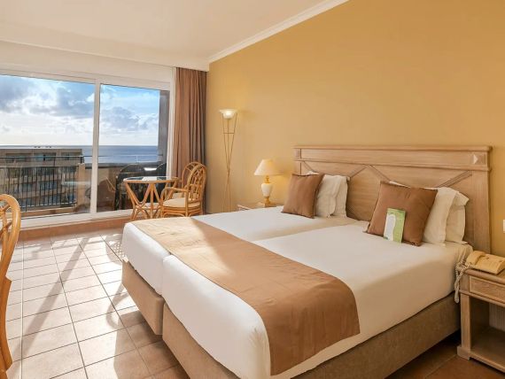Vila Baleira Thalassa