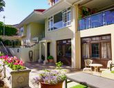 Sundown Manor Guesthouse