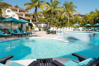 Lifestyle Crown Residence Suites