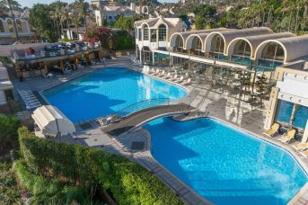 Jaz Pyramids Resort