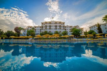 Aparthotel Vila Petra