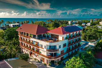 Araamu Holidays & Spa