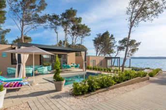 Aminess Avalona Camping R