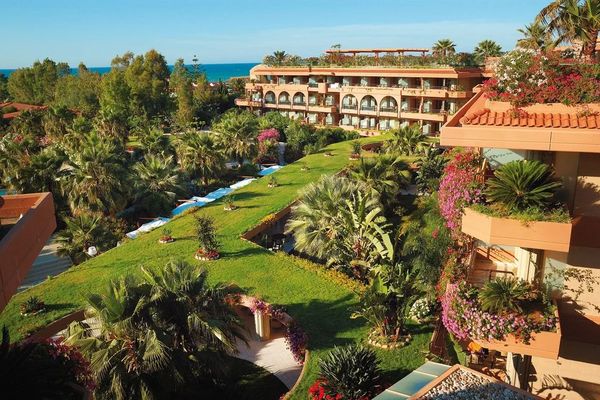 Acacia Resort