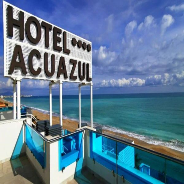 Hiszpania - Acuazul Pe scola