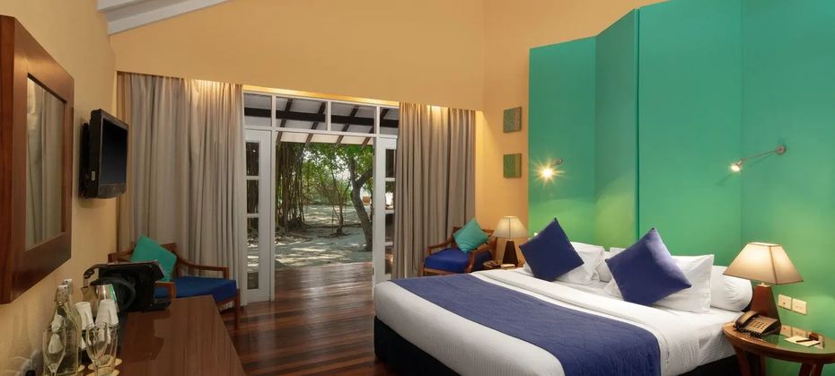 Adaaran Select Meedhupparu Island