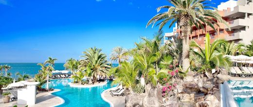 Adrian Roca Nivaria Gran Hotel