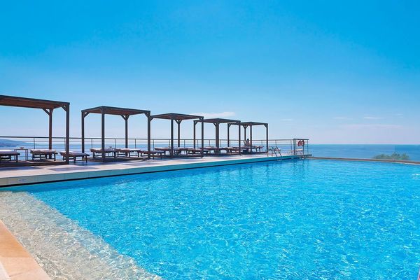 Aeolis Thassos Palace