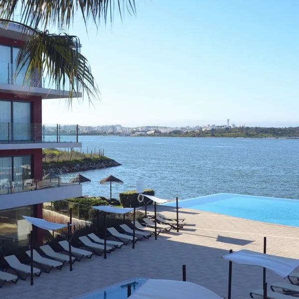 Agua Riverside — Parchal, Portugalia