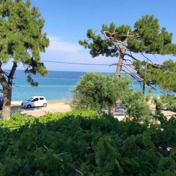 Akrogiali Studios — Poros, Grecja