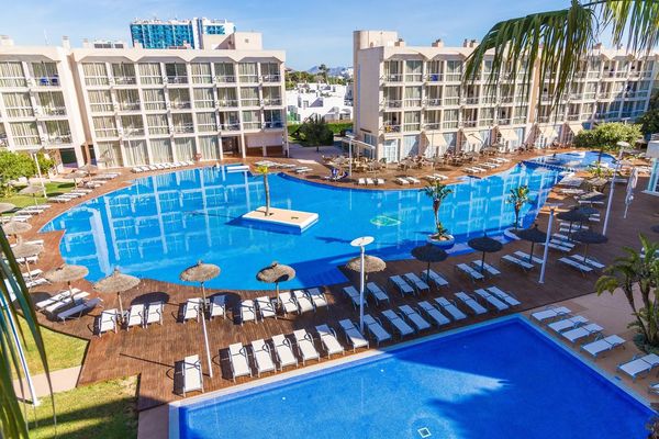 Zafiro Alzinar Mar (ex. Alegria Alzinar Mar Suites)