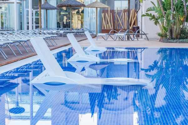 Zafiro Alzinar Mar (ex. Alegria Alzinar Mar Suites)