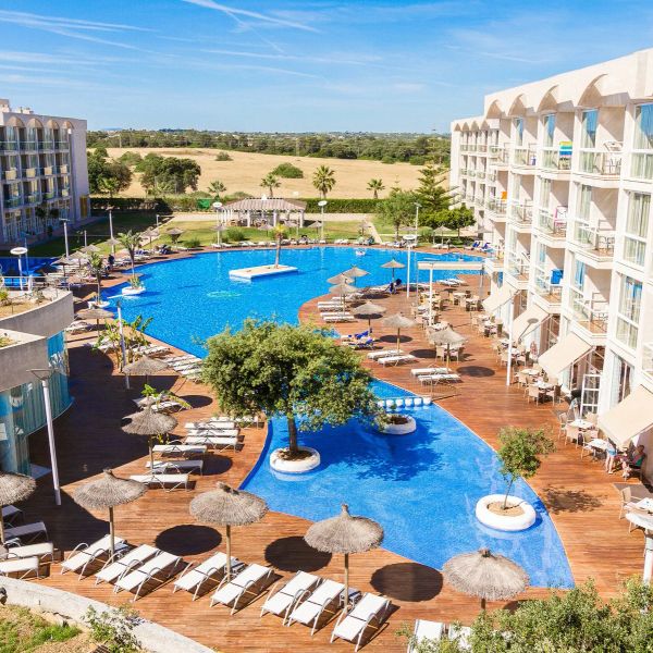 Zafiro Alzinar Mar (ex. Alegria Alzinar Mar Suites) — Majorka, Hiszpania