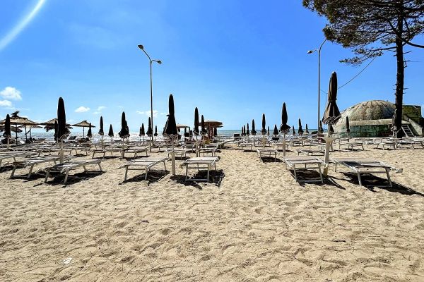 Alexander Resort