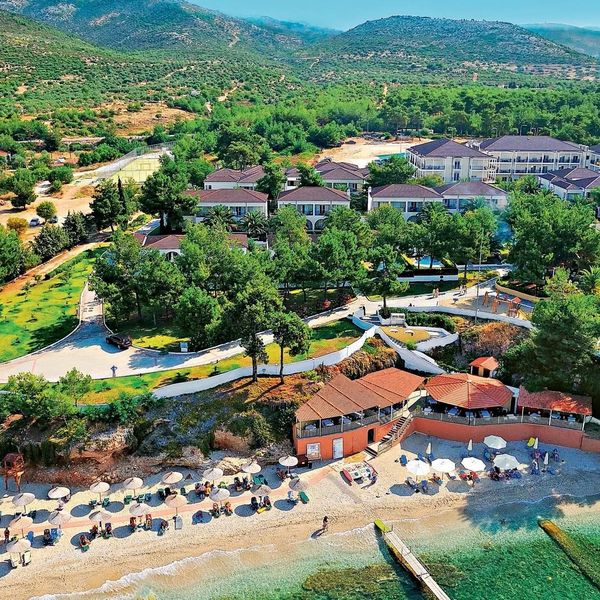 Alexandra Beach Thassos Spa Resort — Potos, Grecja