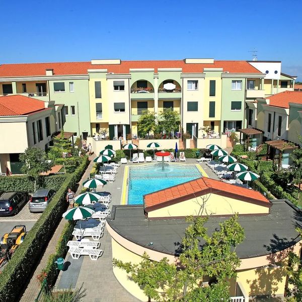 Residence Farnie — Caorle, Włochy