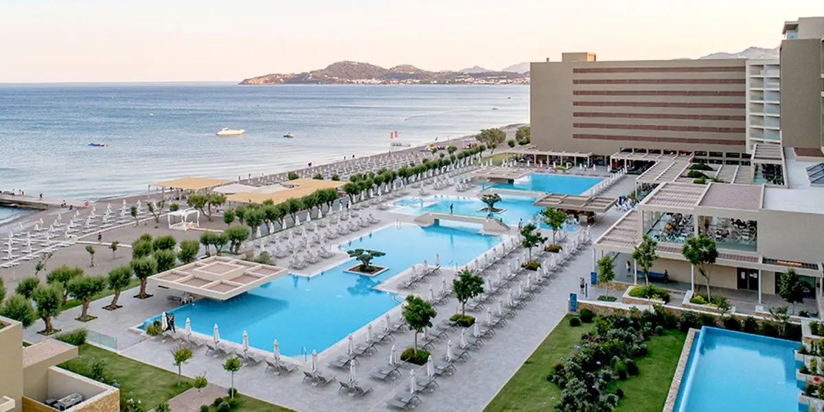 Grecja Last Minute na 7 dni w czerwcu: 5⋆ hotel od 3 499 zł
