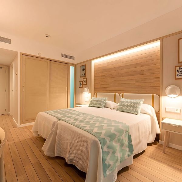 Ambassador Playa I & II — Benidorm, Hiszpania