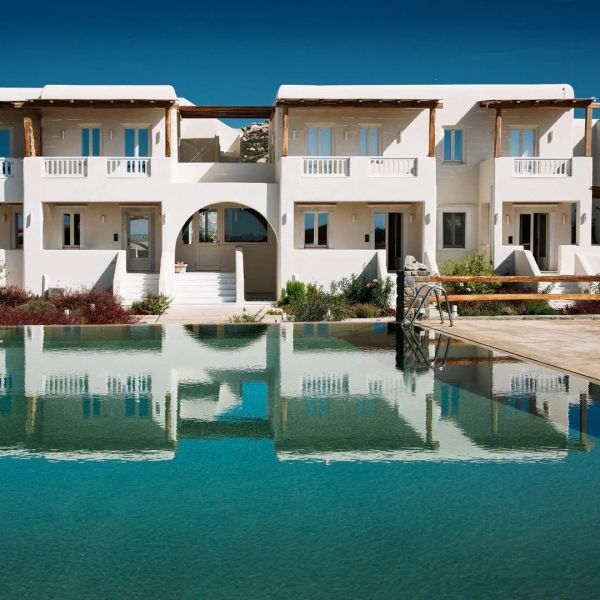 Ammothines Cycladic Suites — Plaka, Grecja