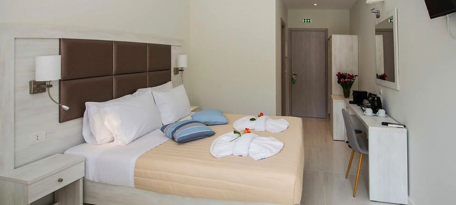 Amour Holiday Resort