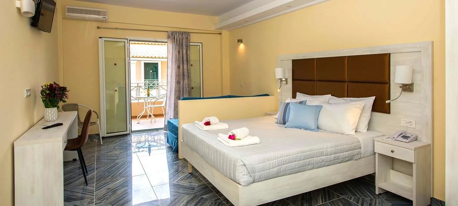 Amour Holiday Resort