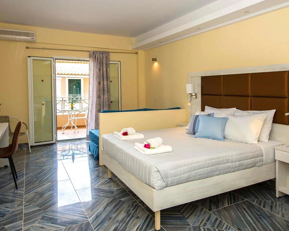 Amour Holiday Resort