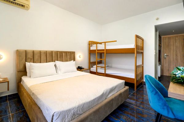 Amour Holiday Resort