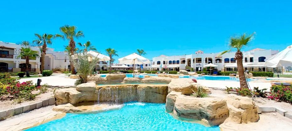 Amphoras Beach