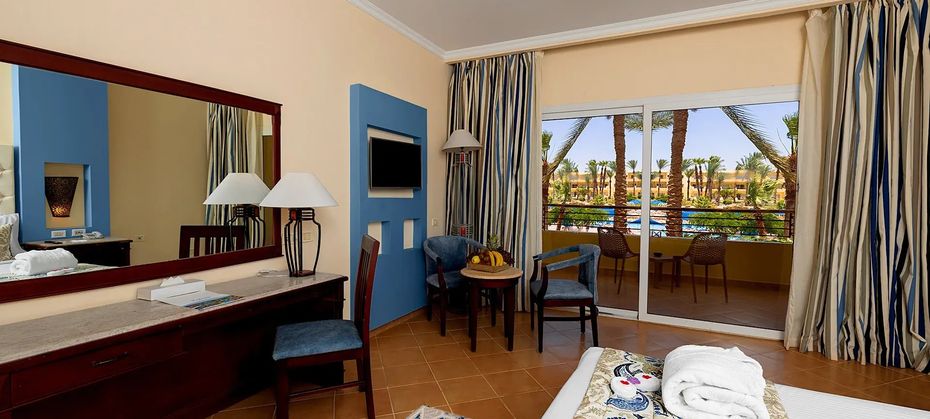Amwaj Oyoun Resort & Spa (ex AA Amwaj Resort)