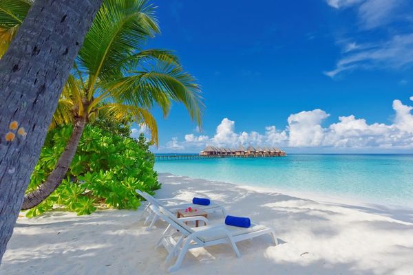 Angaga Island Resort & Spa