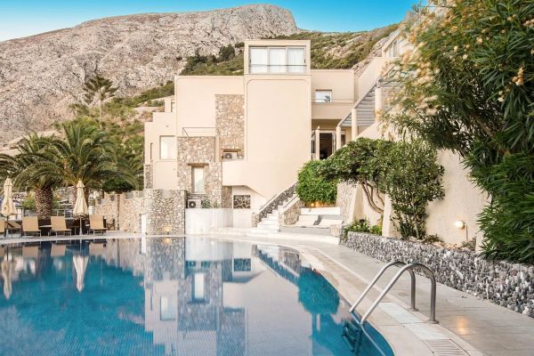 Antinea Suites Spa Santorini