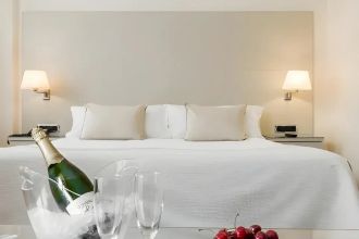 Aparthotel Mariano Cubi