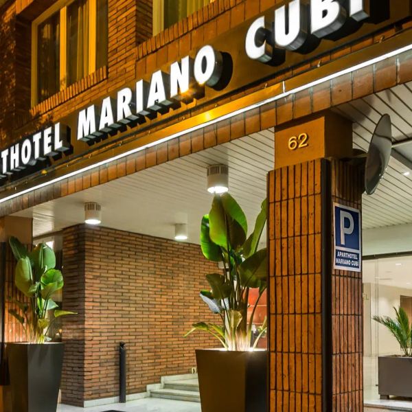 Aparthotel Mariano Cubi — Barcelona, Hiszpania