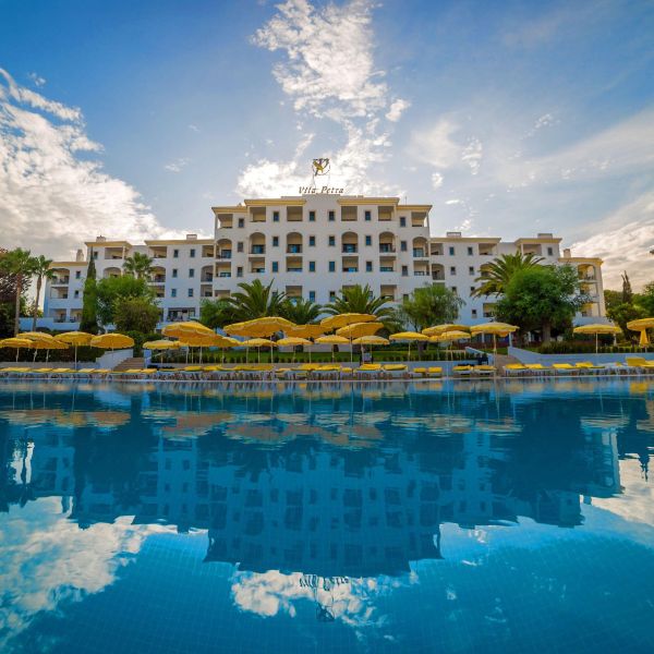 Aparthotel Vila Petra — Albufeira, Portugalia