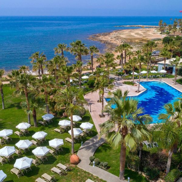 Aquamare Beach & Spa — Paphos, Cypr